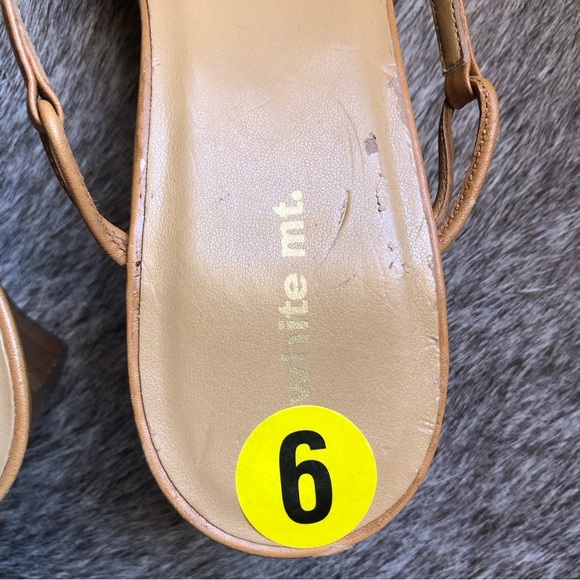White mountain tan genuine leather strappy sandals carved wood heel 2.5” size 9 - Picture 8 of 8